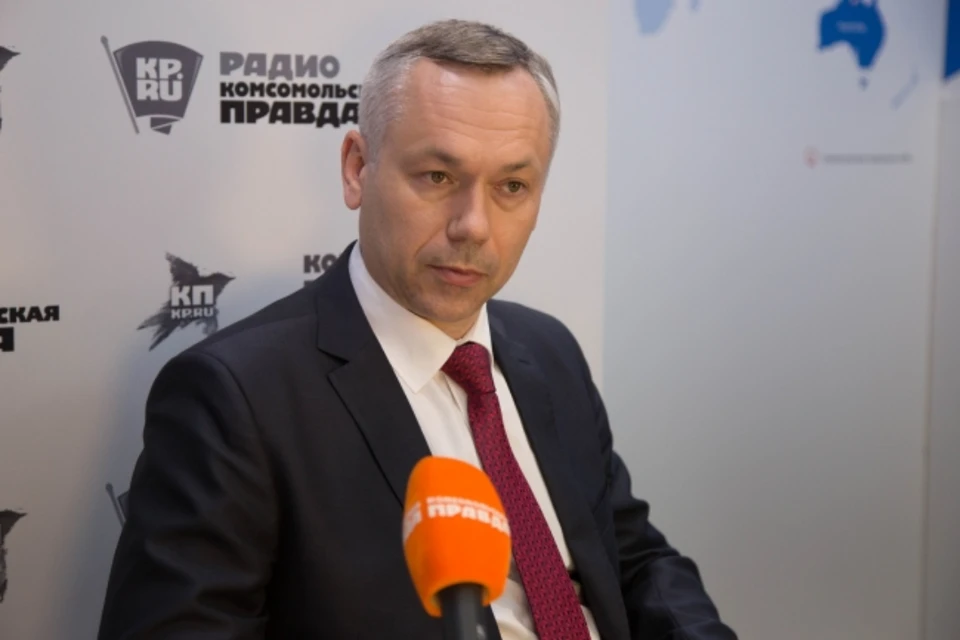 ГУбернатор поздравил новосибирцев с Днем строителя.