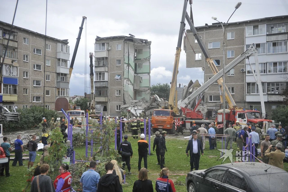 В Нижнем Тагиле 1 августа обрушились два подъезда дома на Вагонке