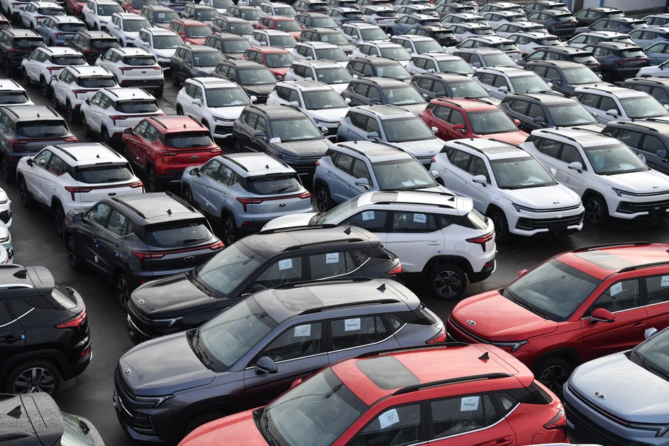 В абсолютных цифрах продажи новых автомобилей достигнут 1,4 млн штук.
