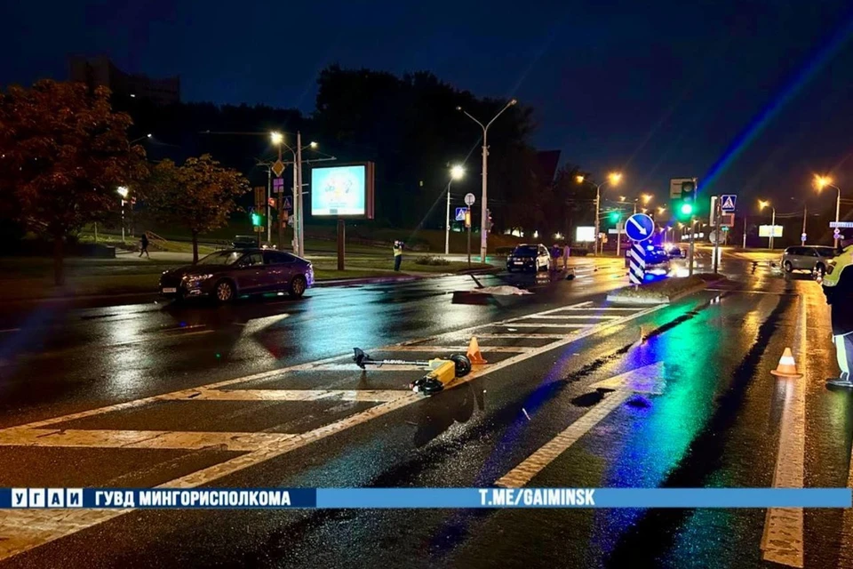 В Минске на Машерова водитель Ford сбил насмерть мужчину на электросамокате. Фото: телеграм-канал УГАИ ГУВД Мингорисполкома