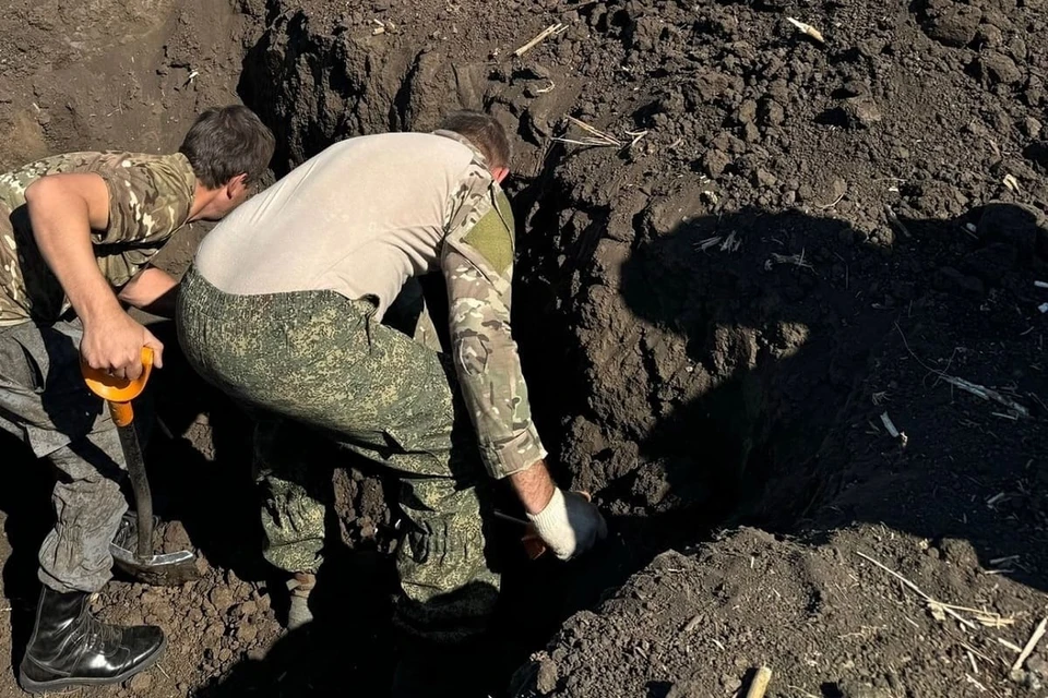 Поисковики надеются установить боевой путь самолета. Фото: поисковое объединение «Миус-Фронт».