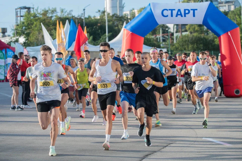 Старты прошли на шести дистанциях.