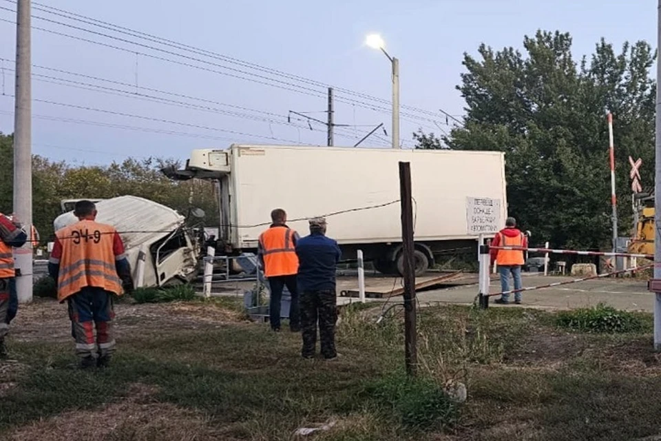 Авария произошла на железнодорожном участке Миллерово - Тарасовка. Фото: телеграм-канал ДПЧС РО