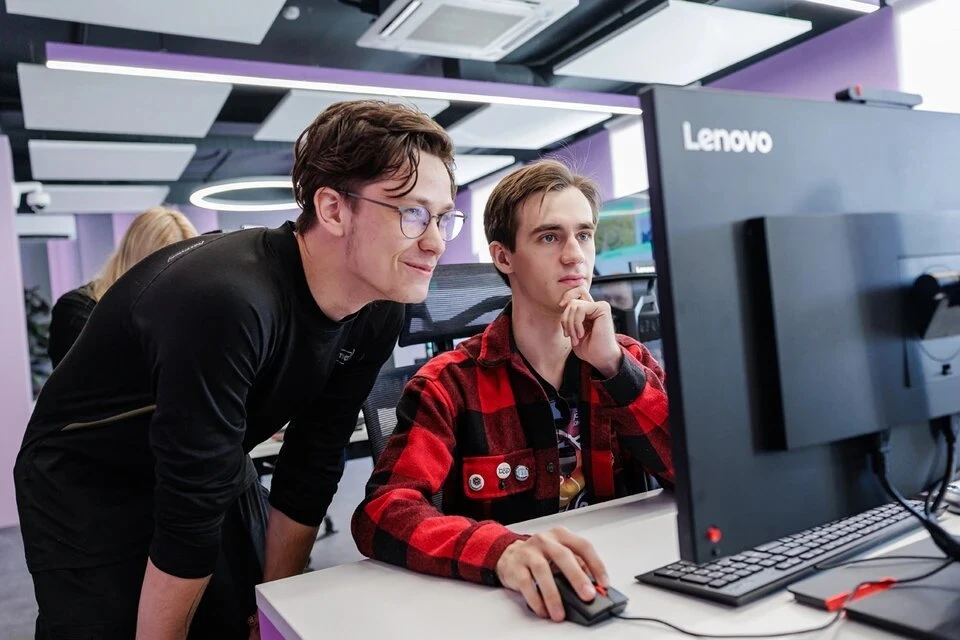 VK предложила работу специалистам по ИИ, уволенным IT- компанией ABBYY
