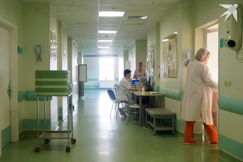 В Глуске годовалая девочка разлила на себя горячий кофе и попала в реанимацию. Снимок носит иллюстративный характер.