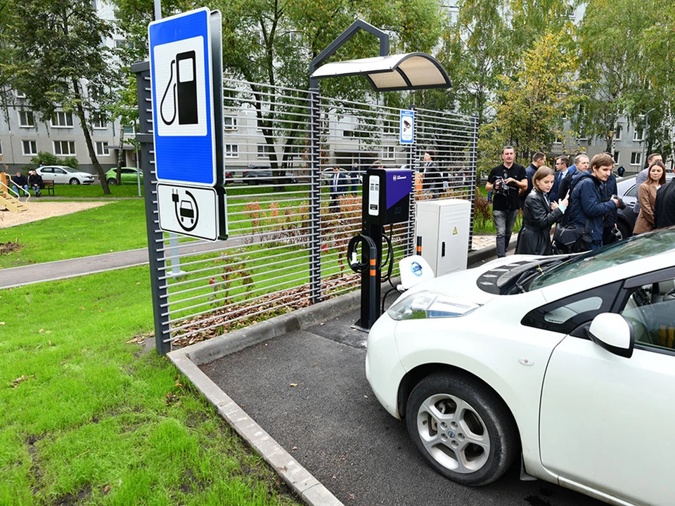 За год число электромобилей выросло на 275 единиц.