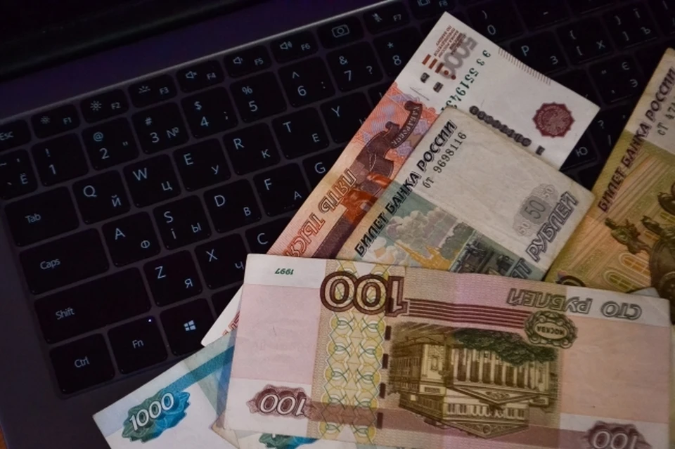 Директор нижегородской юрфирмы перевела мошенникам 7 млн рублей