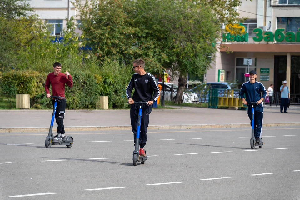 Идет розыск мужчины на самокате.