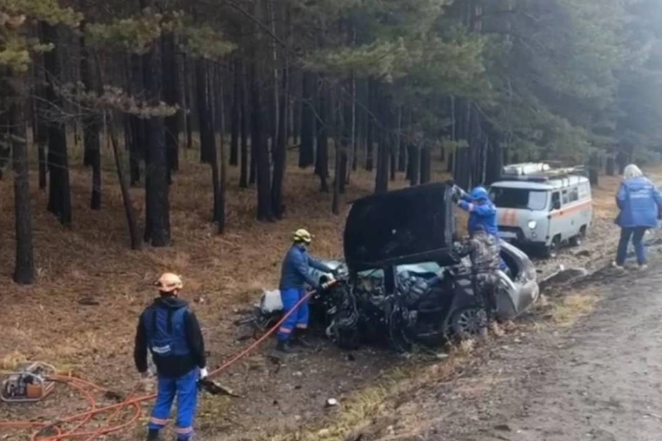 Три человека погибли в аварии в Иркутском районе.