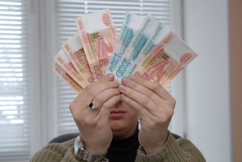 Туляк отдал 2,5 миллиона рублей лже-сотруднику пенсионного фонда