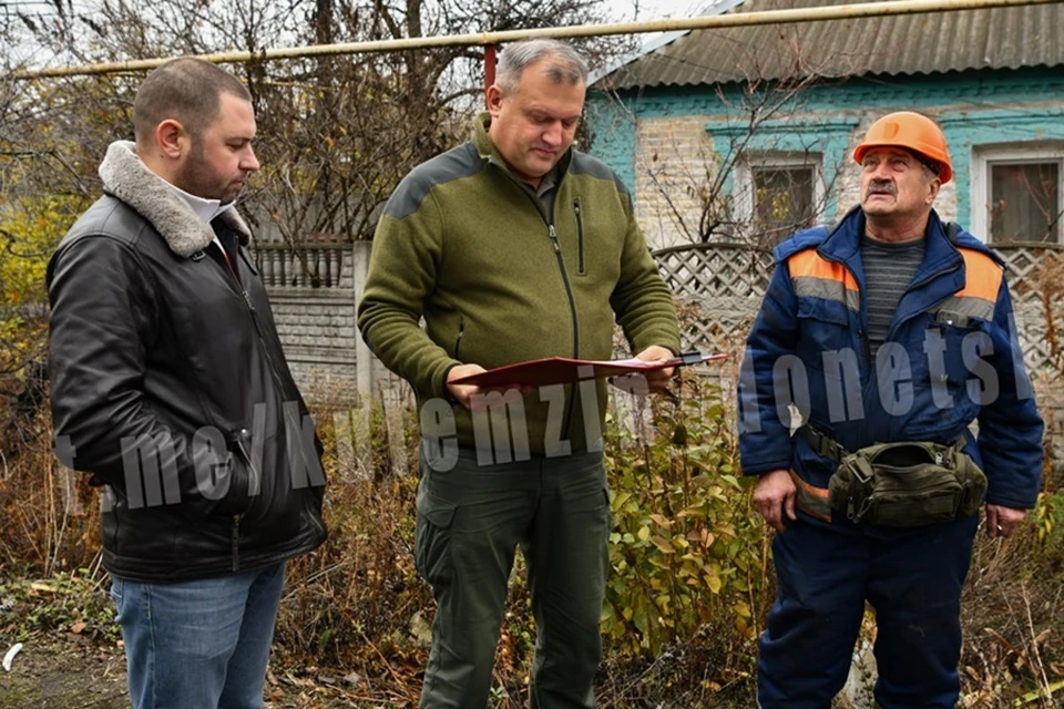 Кулемзин проверил восстановление наружного освещения в Киевском районе Донецка. Фото: ТГ/Кулемзин