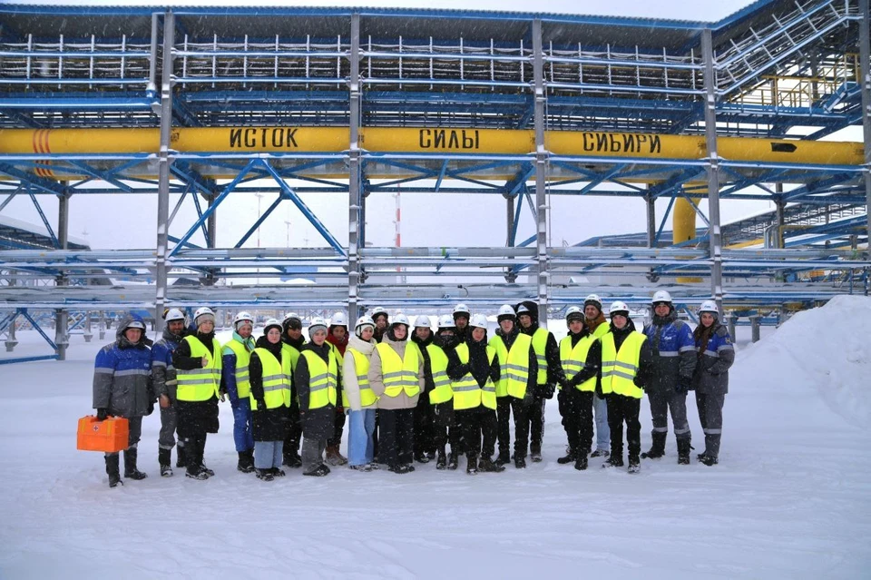 На Ковыктинском месторождении прошла экскурсия для школьников. Фото: ООО «Газпром добыча Иркутск»