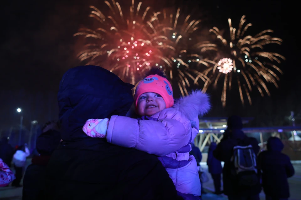 Многие города России отказались от проведения новогодних фейерверков.