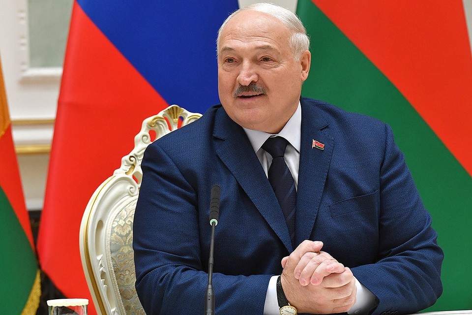 Лукашенко попросил Путина разместить в Белоруссии систему «Орешник»