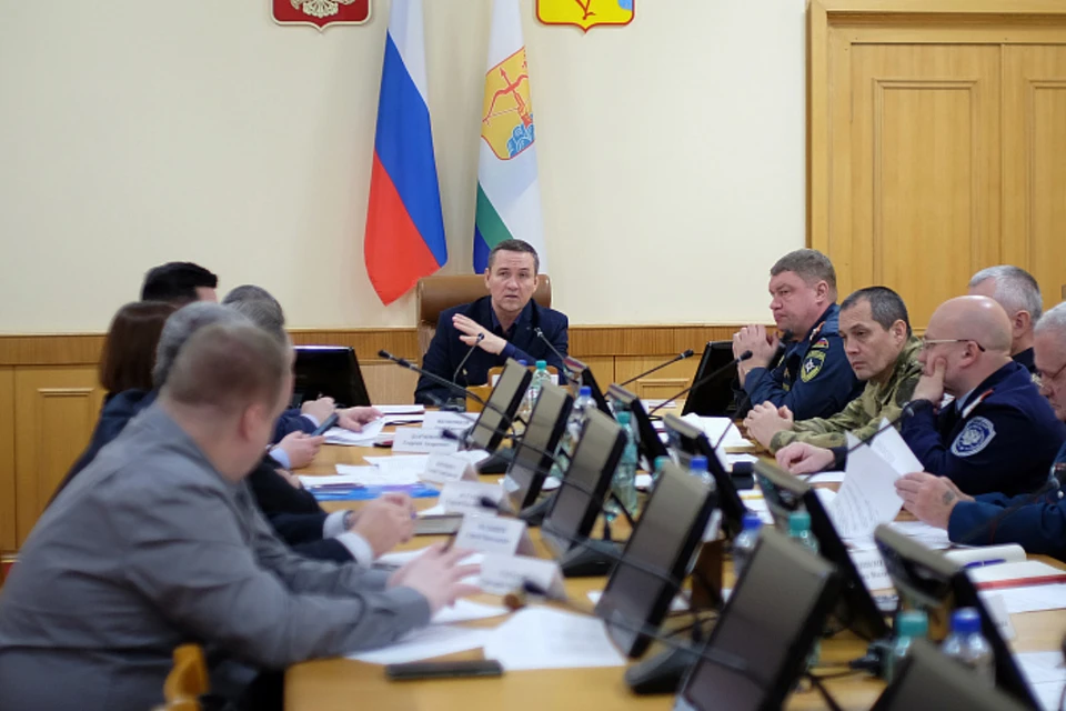 Вопросы обсудили на заседании совета по делам казачества. Фото: kirovreg.ru