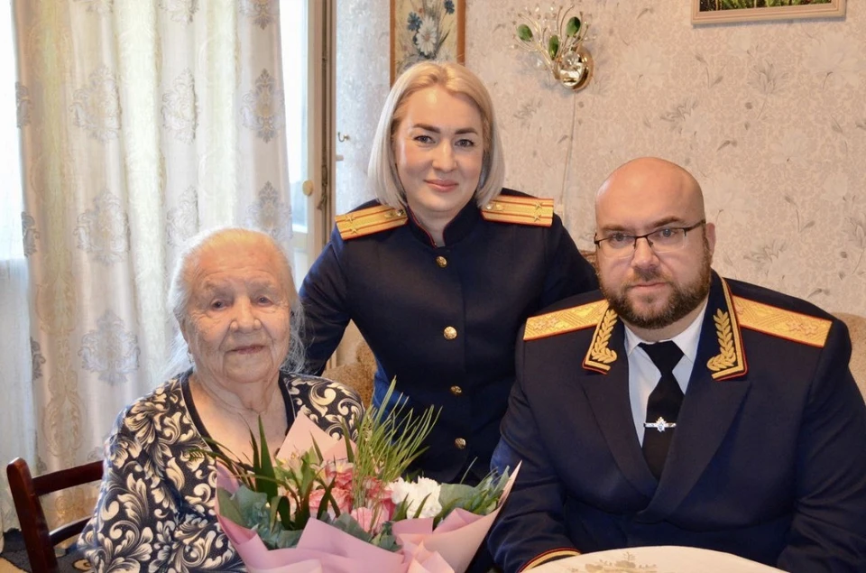 Поздравления с юбилеем 50 женщине открытки