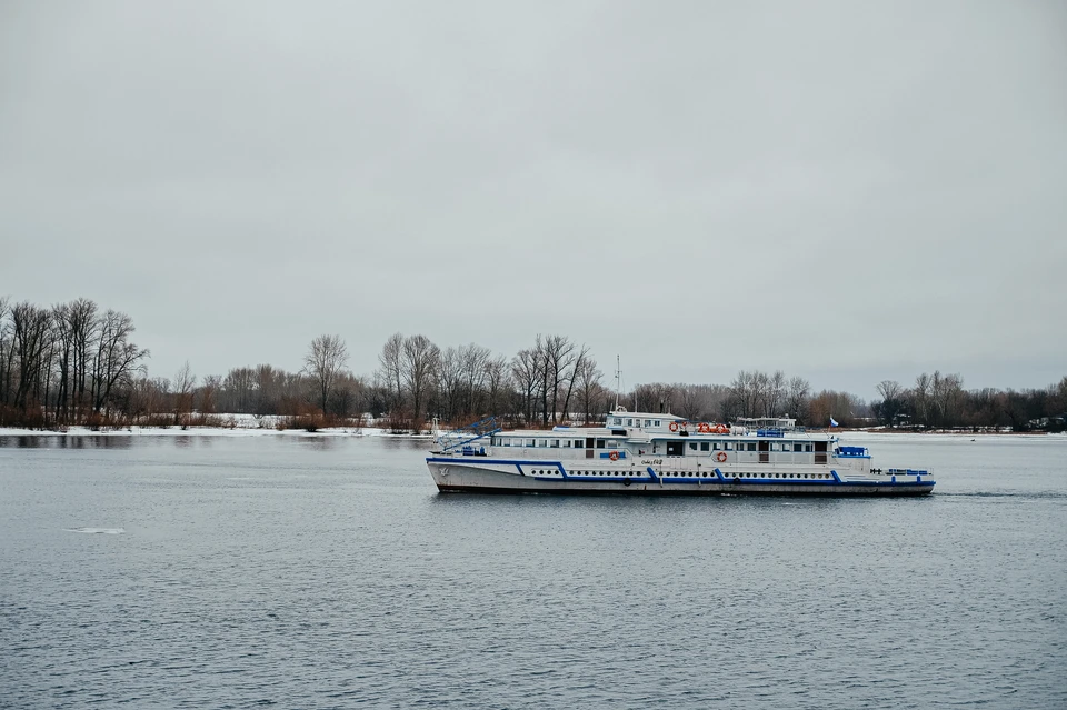 На Волге в Самаре наблюдается тяжелая ледовая обстановка