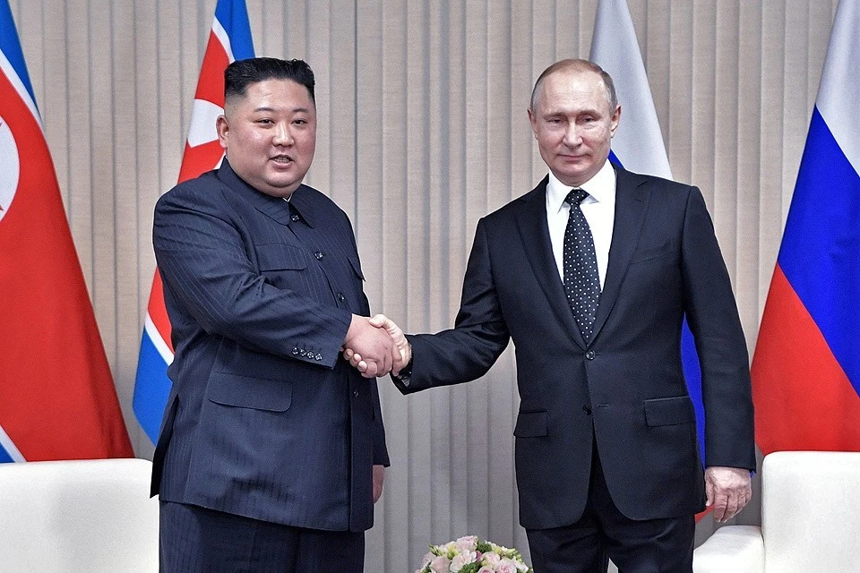 Ким Чен Ын поздравил Владимира Путина с наступающим 2025 годом
