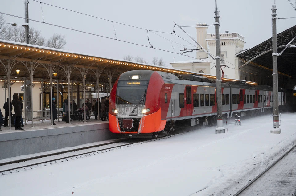 Тарифы на проезд в электропоездах изменятся в Петербурге и Ленобласти с 1 января.