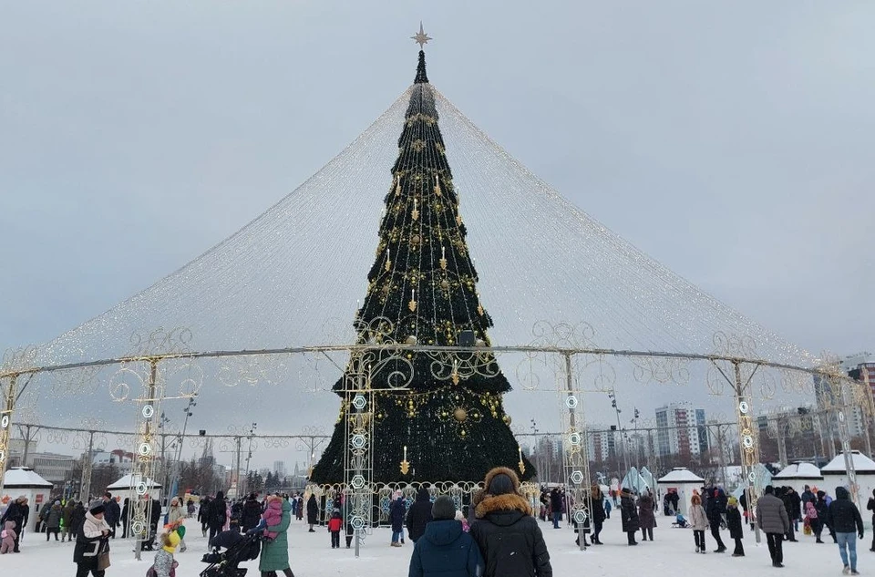 Праздничная программа, посвященная Рождеству, пройдет в ледовом городке на эспланаде.