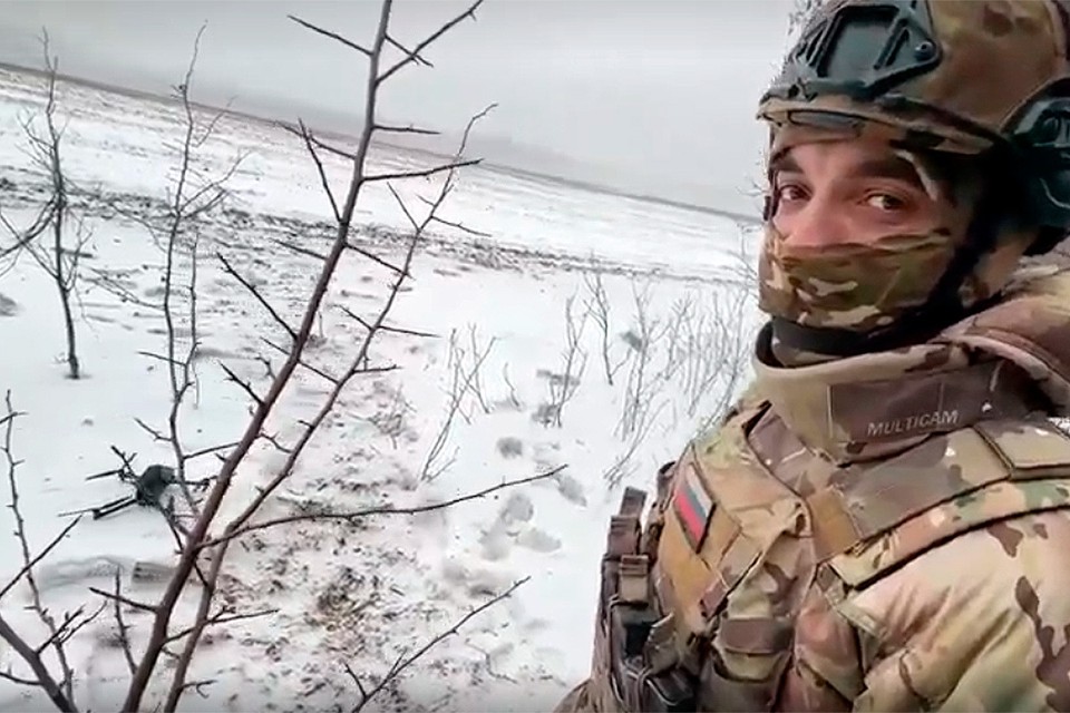 Морпехи в Курской области оперативно наводят на украинские блиндажи танки и артиллерию