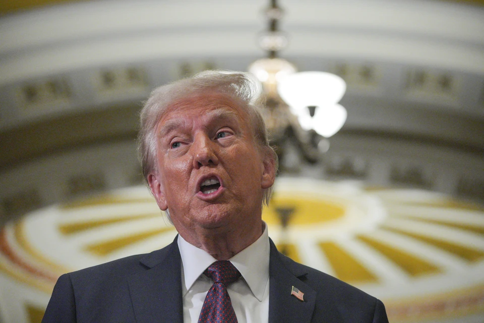Сенаторы обсудили с Трампом присоединение Канады к США