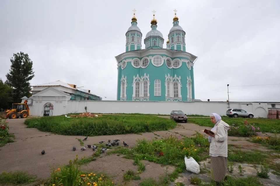 В Смоленске в 2025 году отреставрируют Успенский собор и Соборный двор.