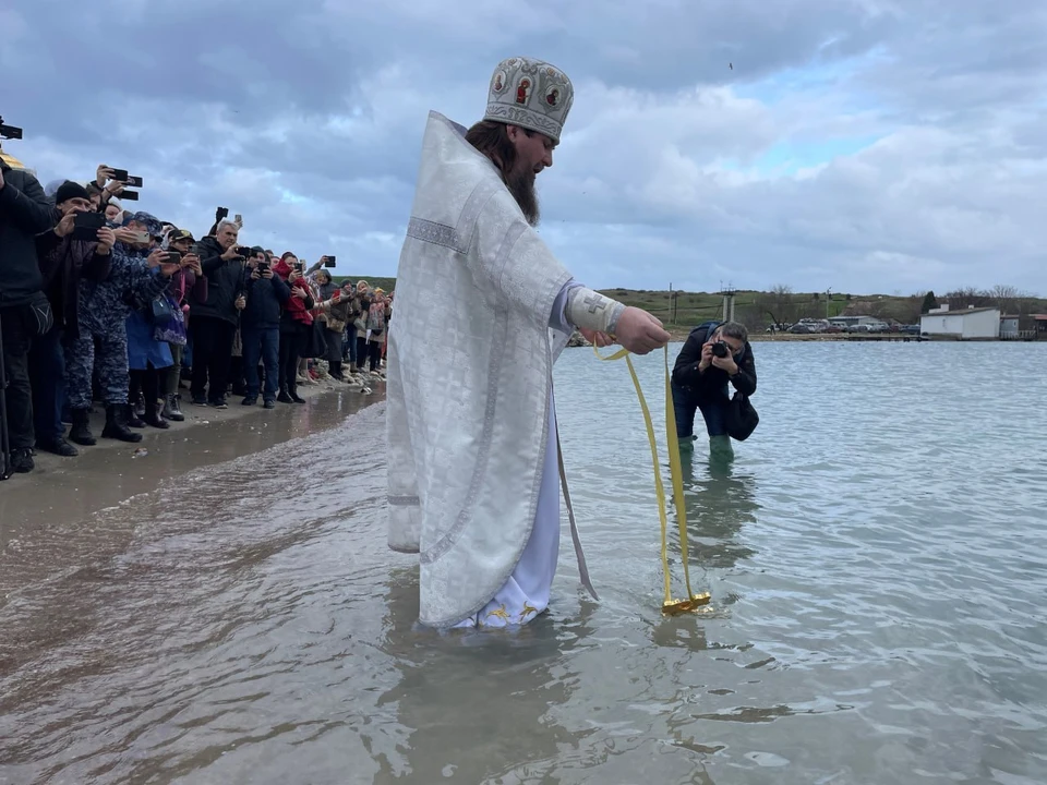 В праздник Богоявления места купаний освящаются. Фото: Крымская митрополия/Tg