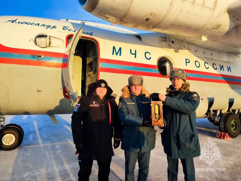 Пламя Вечного доставили в Якутск из Норильска. Фото: МЧС России.