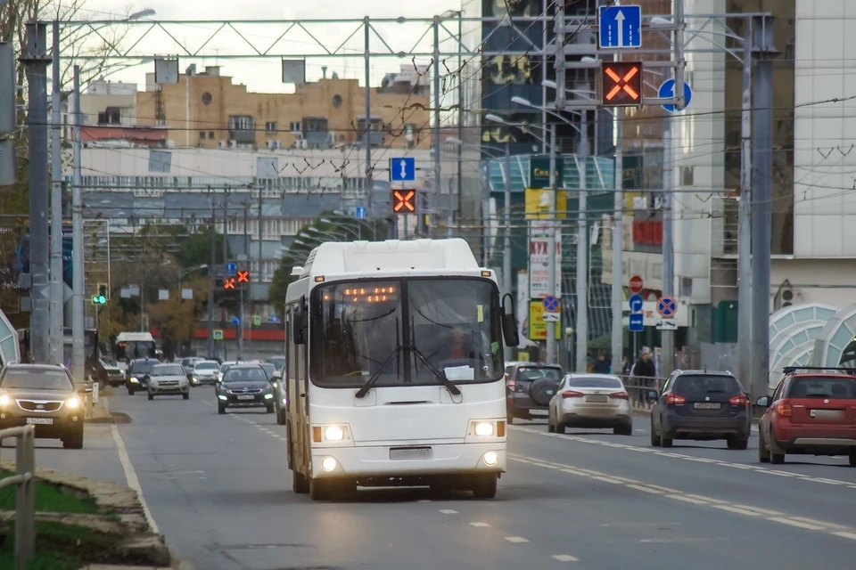 В дептрансе следят, чтобы на линию выходило именно то количество транспорта, которое заявлено