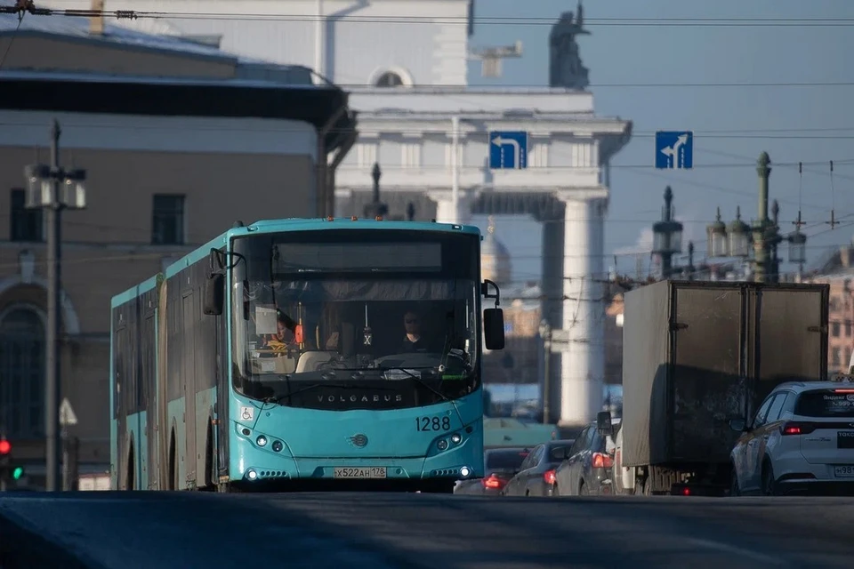 Штрафы для безбилетников в Петербурге хотят повысить втрое.