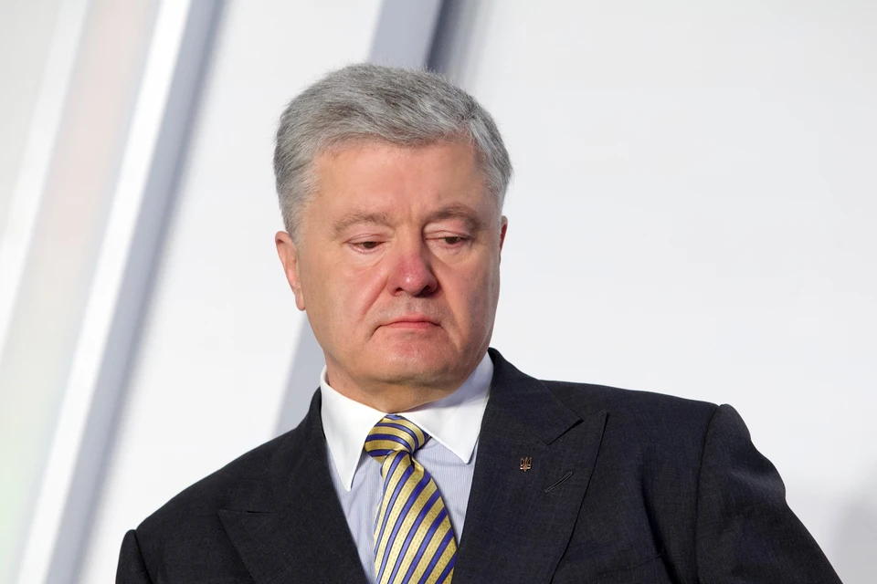 Порошенко* заявил — его предупреждали, что у власти Украины сорвало крышу