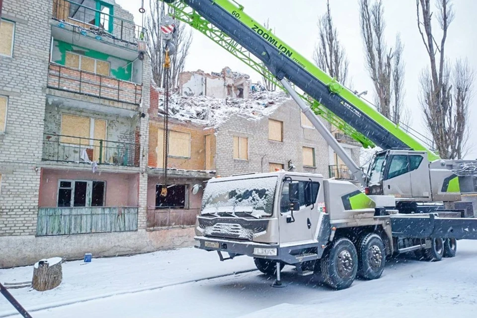 Ханты-Мансийск восстанавливает многоквартирный жилой дом в Авдеевке. Фото: ТГ-канал губернатора Ханты-Мансийска