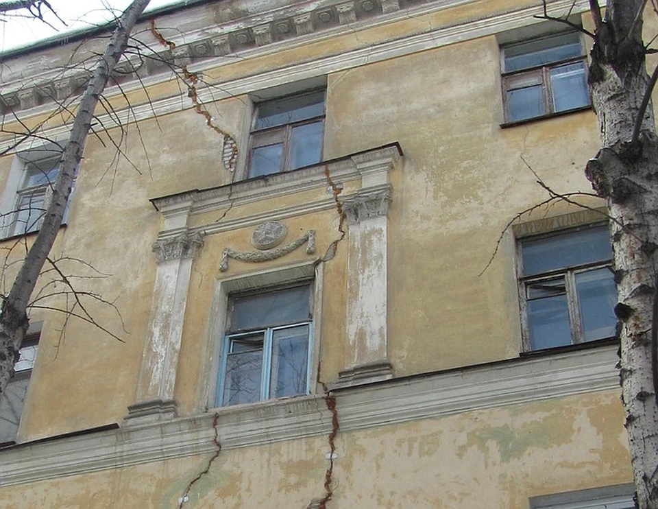 В региональную программу капремонта сейчас входит 9100 зданий.