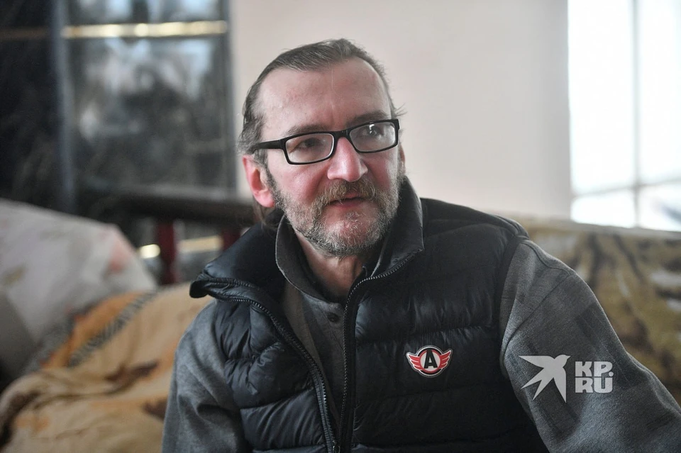 Денис Сизов переехал в приют для бездомных после ЧП