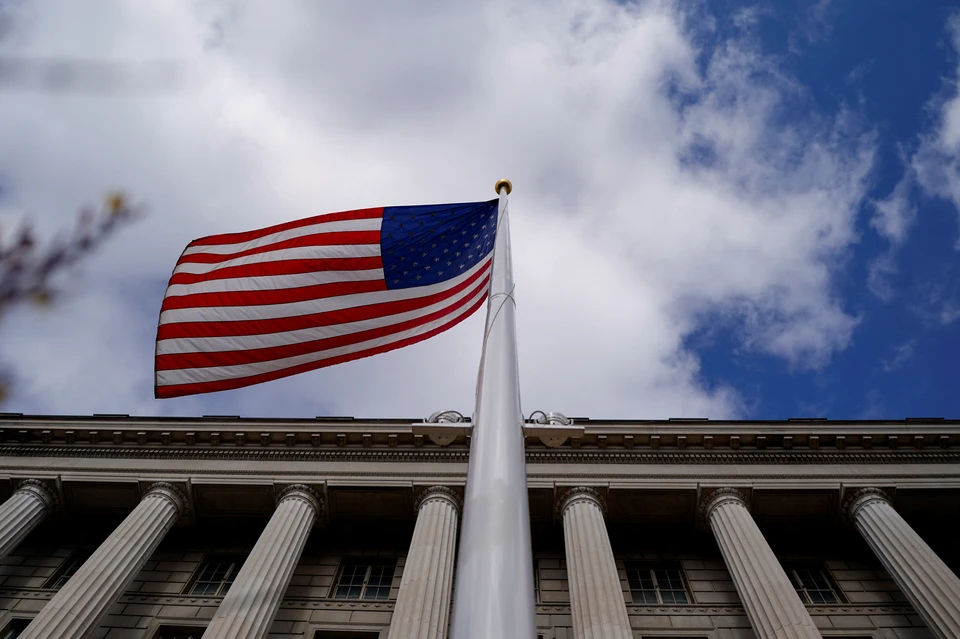 У посольства США в Киеве проходит акция против соглашения по ресурсам Украины