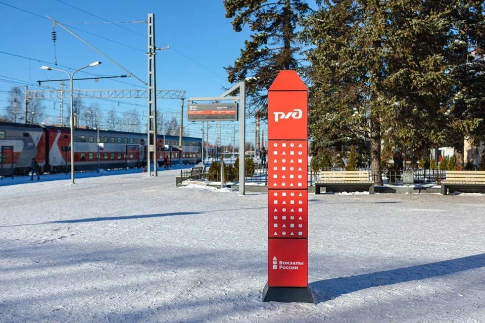 Столбы позволят лучше сориентироваться на вокзале. Фото: t.me/ozdrzd