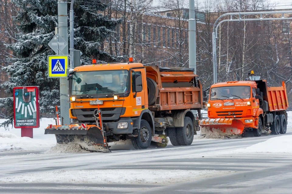 Свыше 12 тысяч кубометров снега вывезли из Новосибирска за прошедшие сутки.