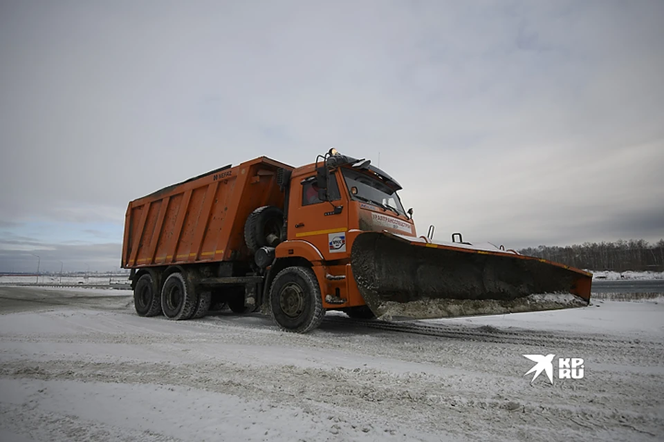 Сургутская компания убирала в Ноябрьске снег с нарушениями