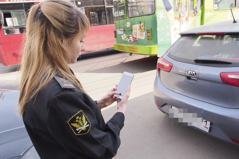 В Туле автолихачу ограничили права на управление автомобилем за неоплаченные штрафы
