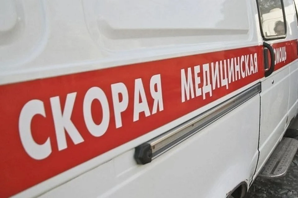 Пострадавшую увезли на скорой.