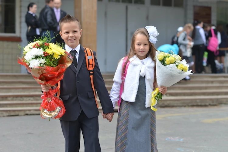 Первый звонок в Ижевске: что нужно знать родителям первоклашек перед поступлением