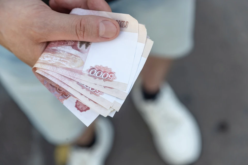 Мошенники представились киберполицейскими и убедили оформить кредит в банке. Фото архив КП