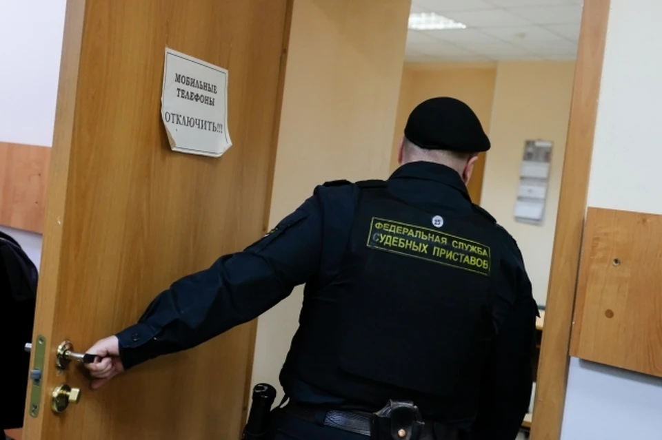 Рейды по выявлению должников продолжаются