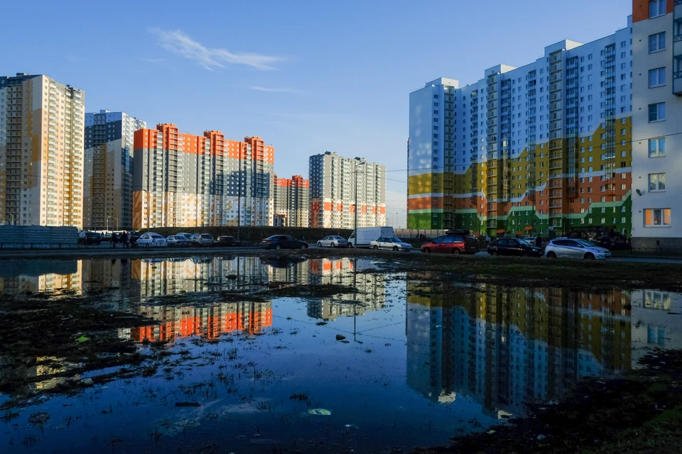 В Выборгском районе Петербурга появилась новая площадь.