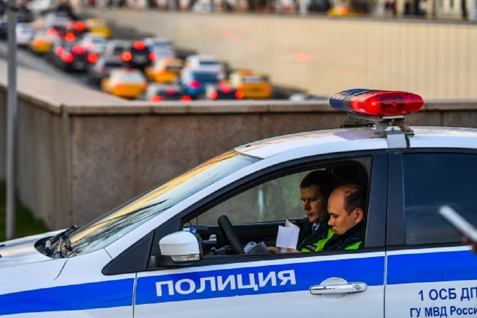 В Новосибирской области 17-летний парень украл «ВАЗ 2106», чтобы покататься.