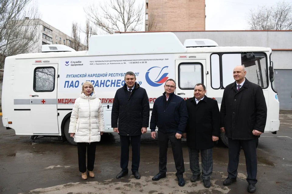 Автомобиль передали Перевальской центральной районной многопрофильной больнице. ФОТО: ТГ-канал Леонида Пасечника