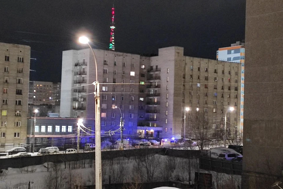 Ряд СМИ сообщил о том, что у 43-летнего Владислава Завгороднего, который вечером 30 марта открыл стрельбу в Мурманске, нашли украинские документы. Фото: Константин Кабанец / ТК "Звезда"