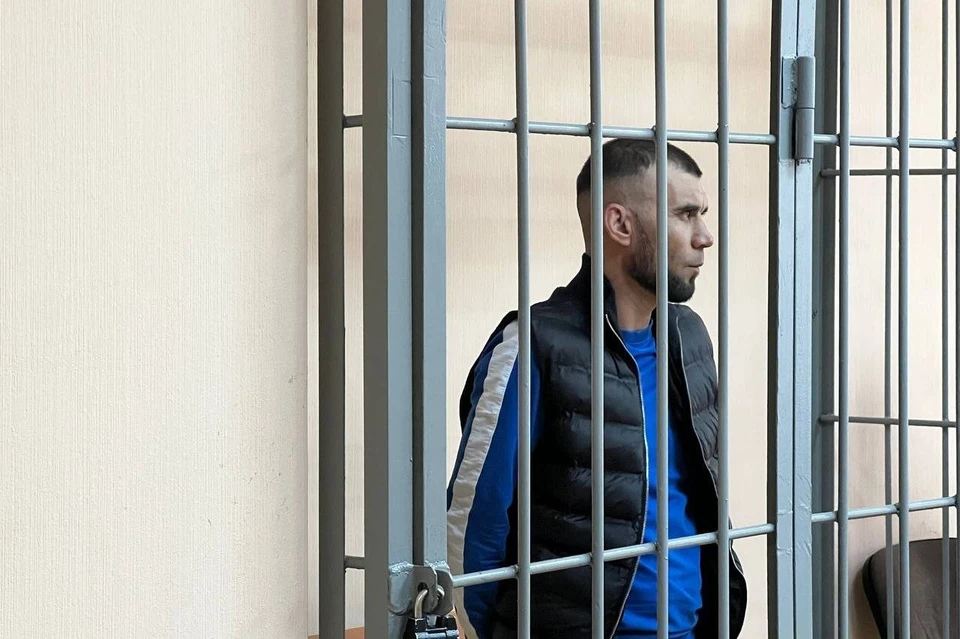 В Новосибирске мужчина, пытавшийся убить бывшую, покаялся на суде