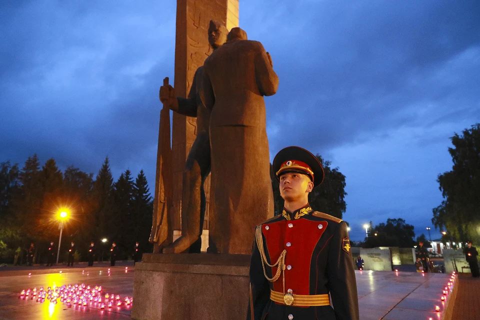 В городах и селах, принимающих «Эстафету Победы», пройдут митинги у памятных мест